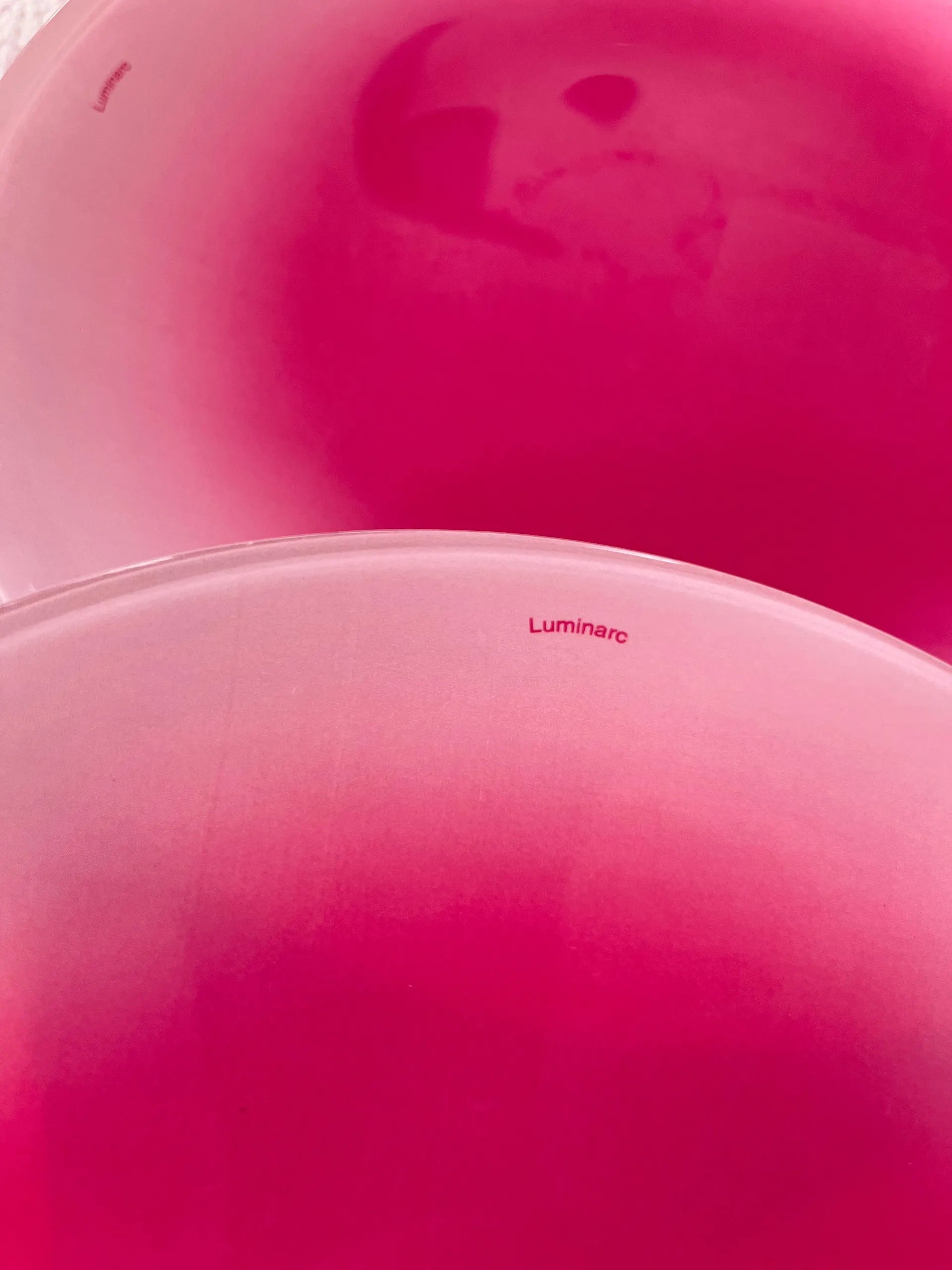 Assiettes gradient rose - Club Barbara