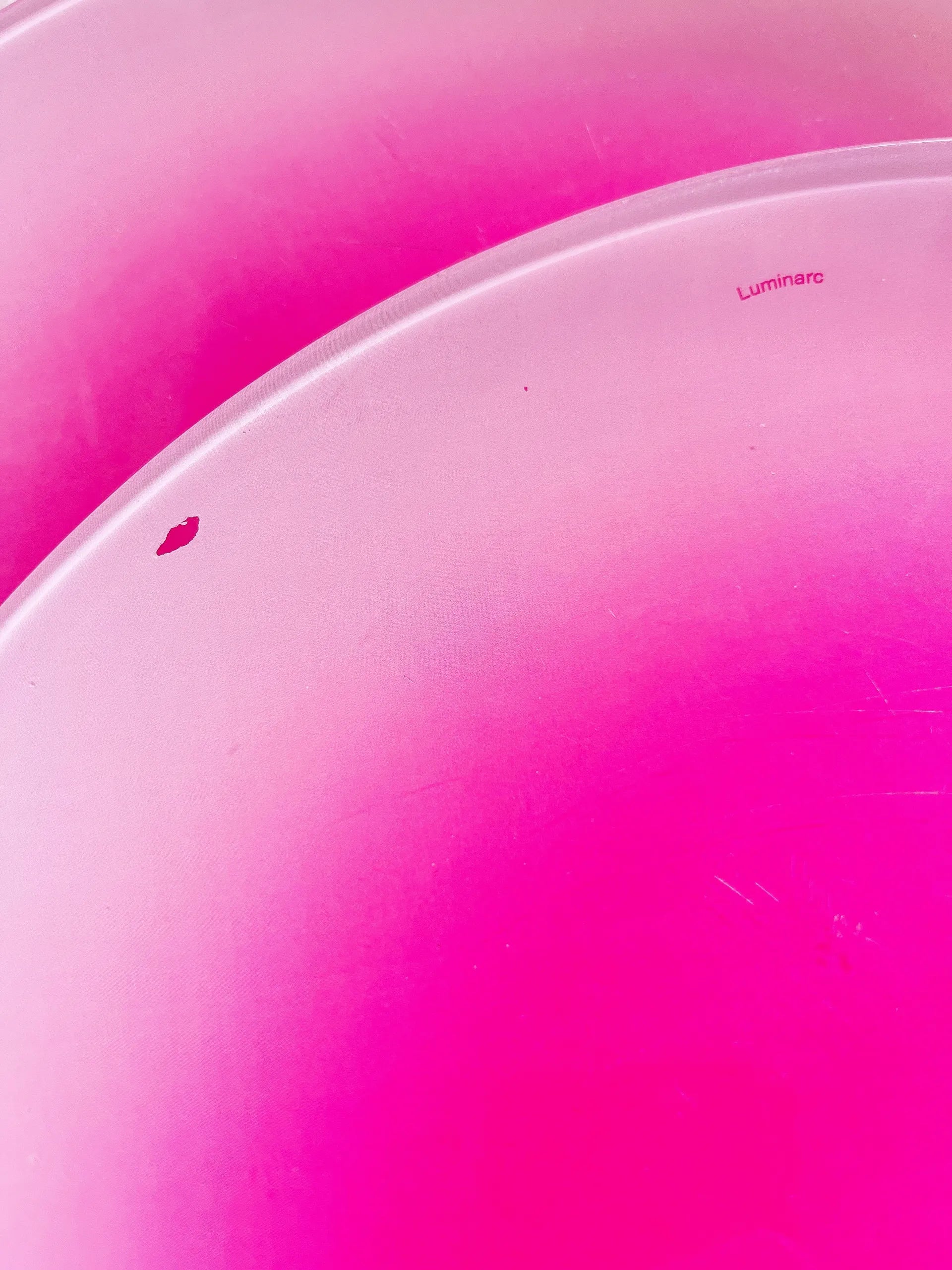 Assiettes gradient rose - Club Barbara