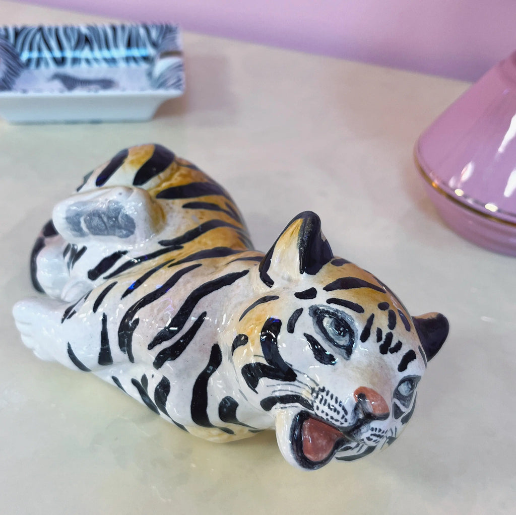 Bébé tigre sculpture vintage en ceramique 