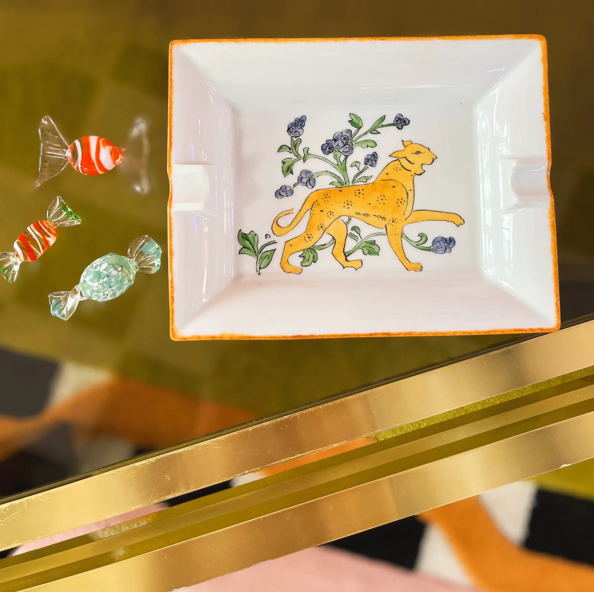 Cendrier d’invité panthère  en porcelaine de Limoges, années 70 - Club Barbara