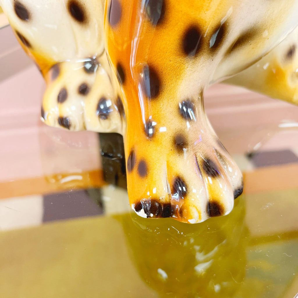 Statuette bébé léopard Capodimonte, céramique émaillée, Italie années 70