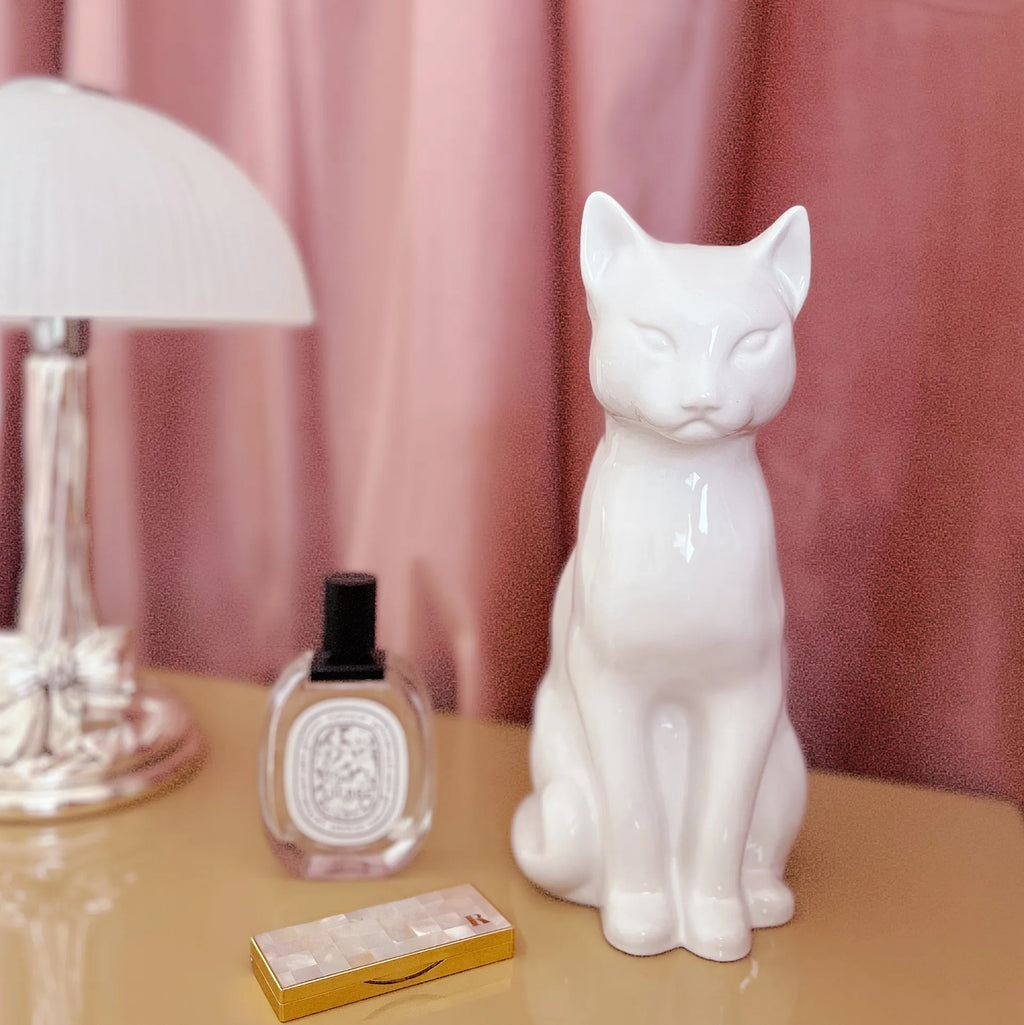 Chat en porcelaine blanc – Années 70 - Club Barbara