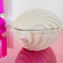 Load image into Gallery viewer, Vintage iridescent shell box made in Italy
