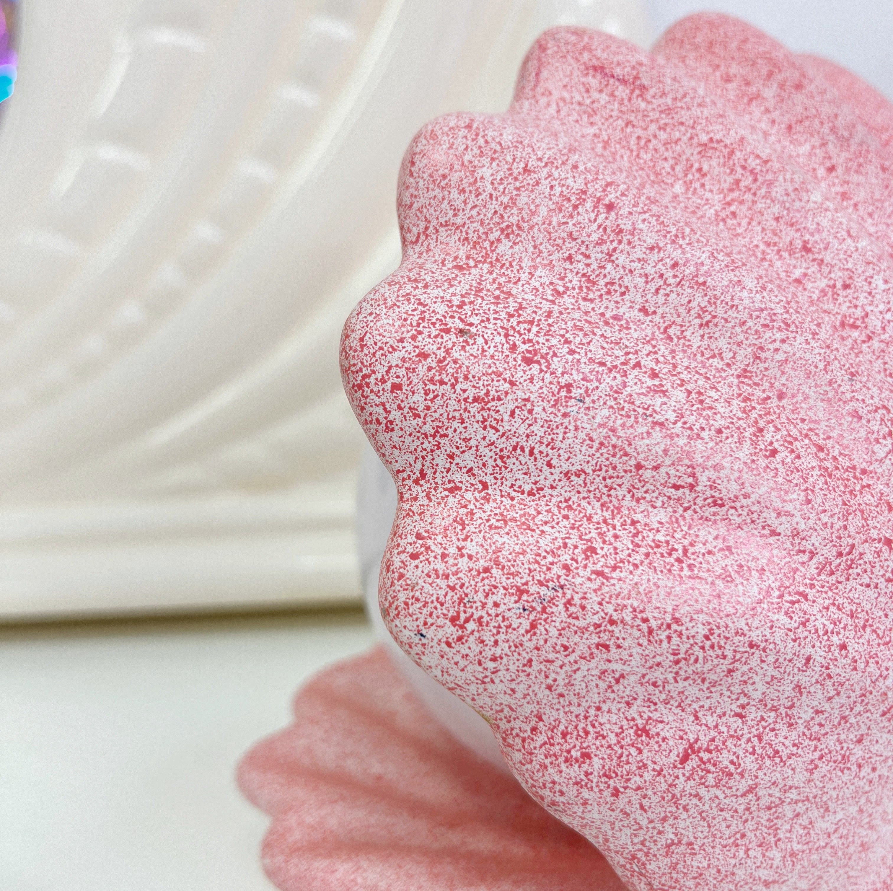 Lampe coquillage rose 80s granitée