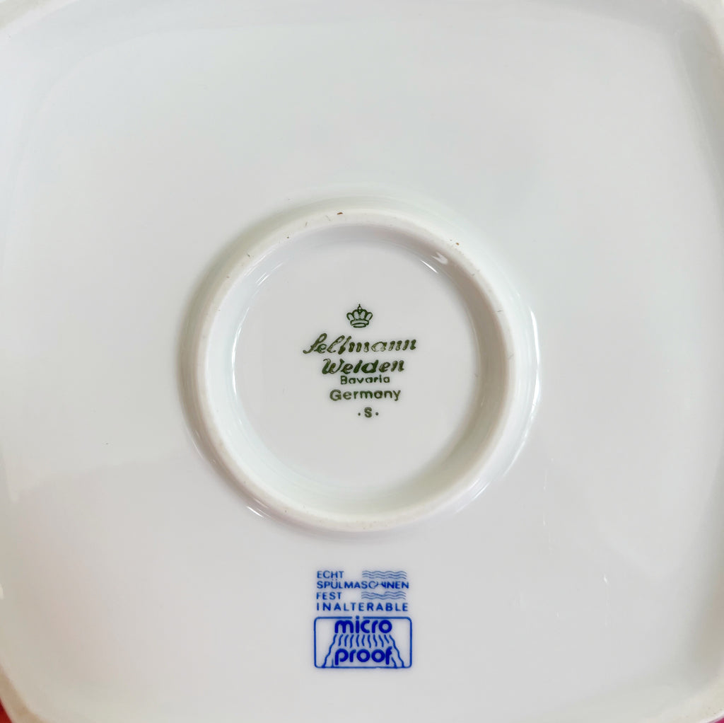 Théière vintage style Memphis pyramidale bleue