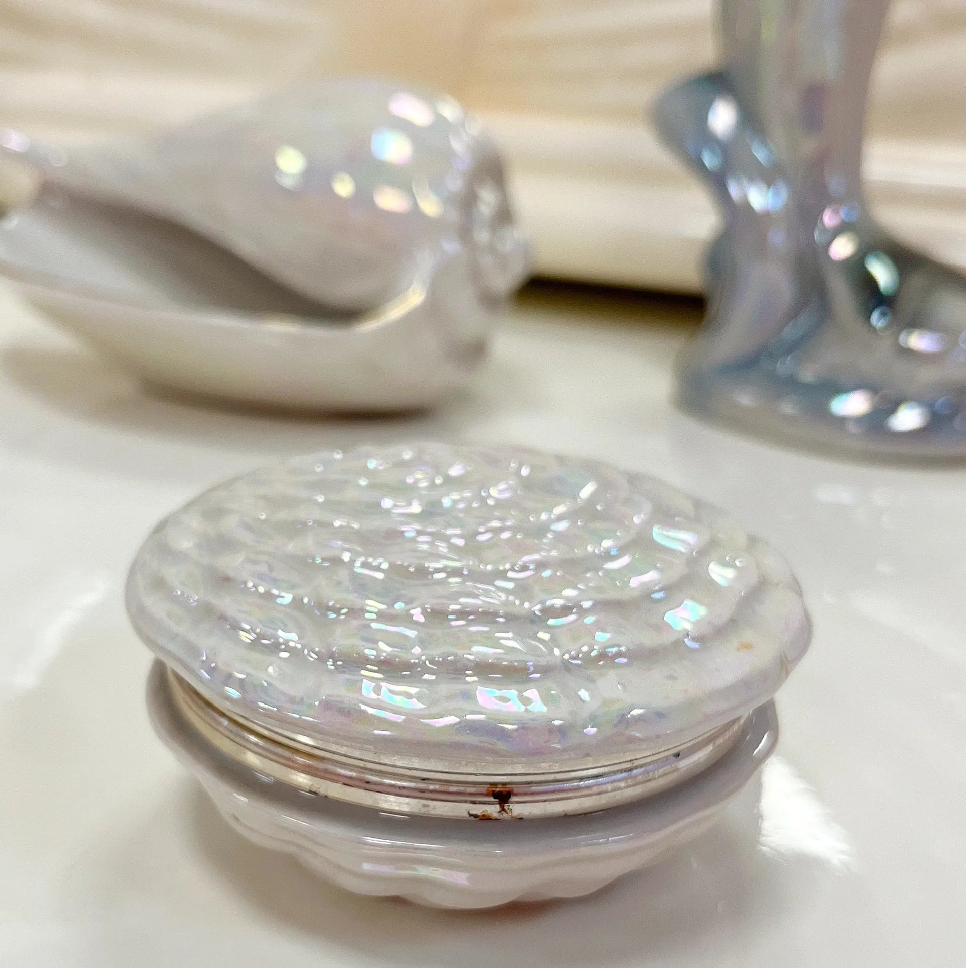 Coffret à bijoux coquillage blanc irisé - Club Barbara