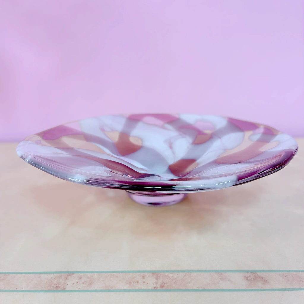 Centre de table en verre de Murano opaline rose années 70
