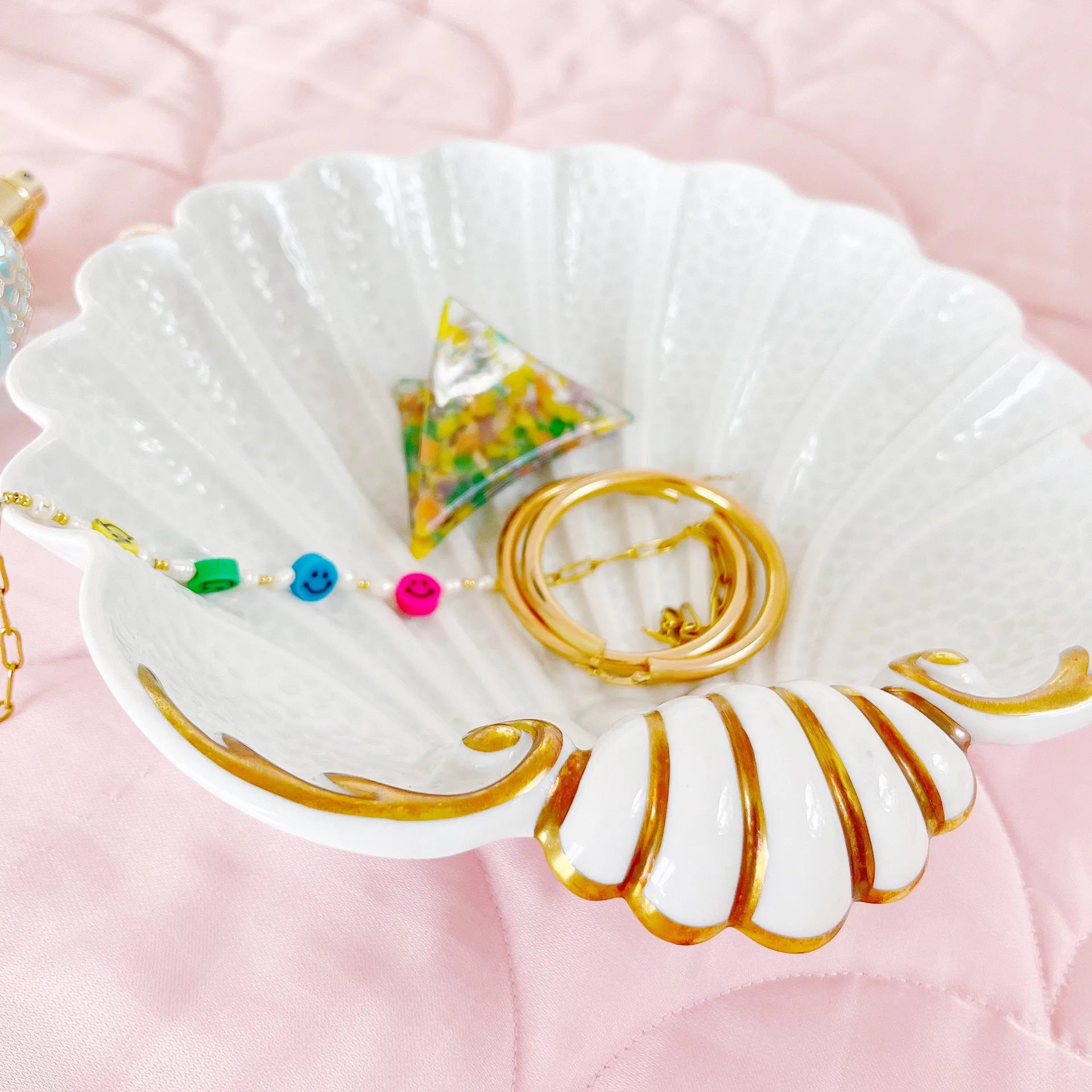 Coupe coquillage en porcelaine - Club Barbara