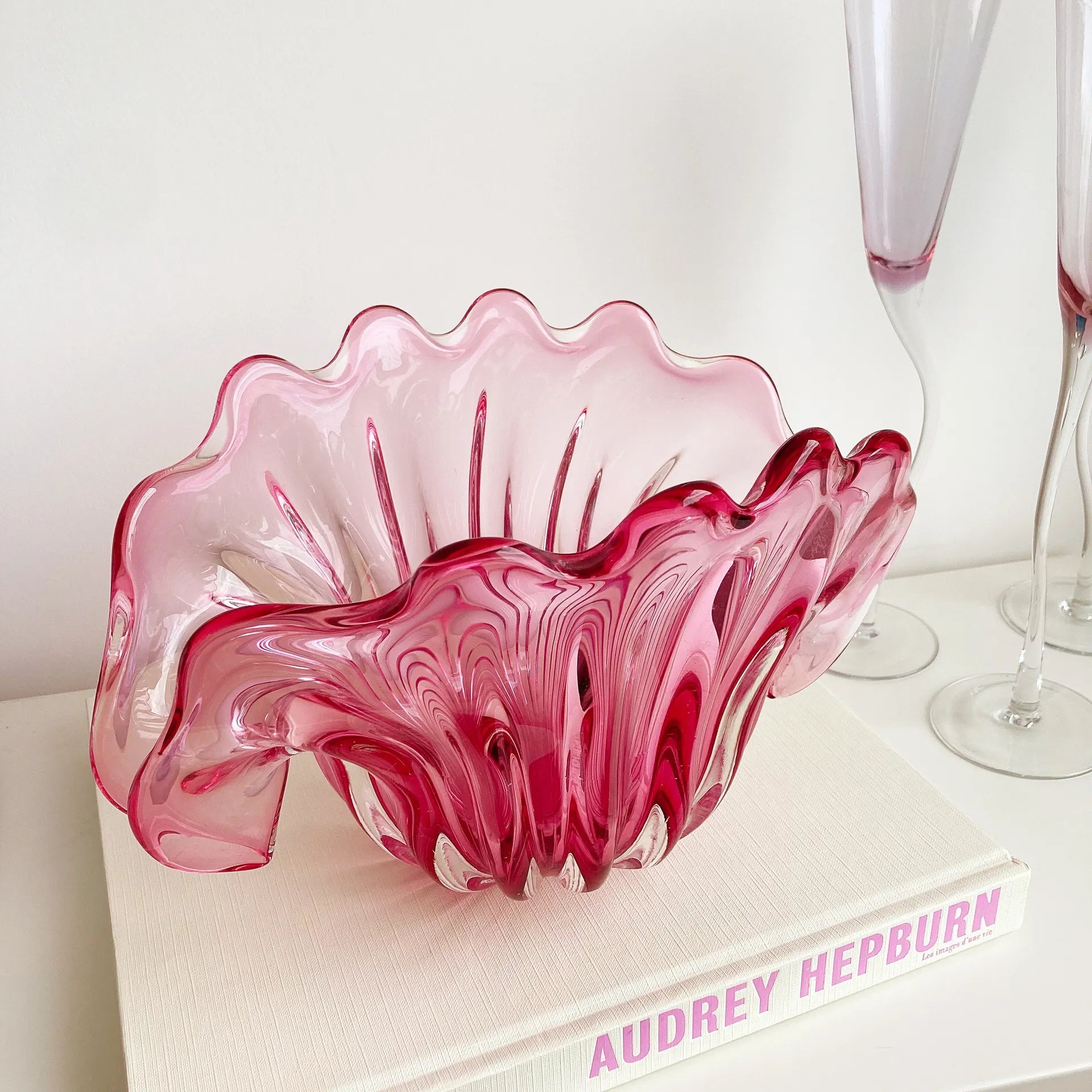 Coupe coquillage en verre soufflé rose - Club Barbara