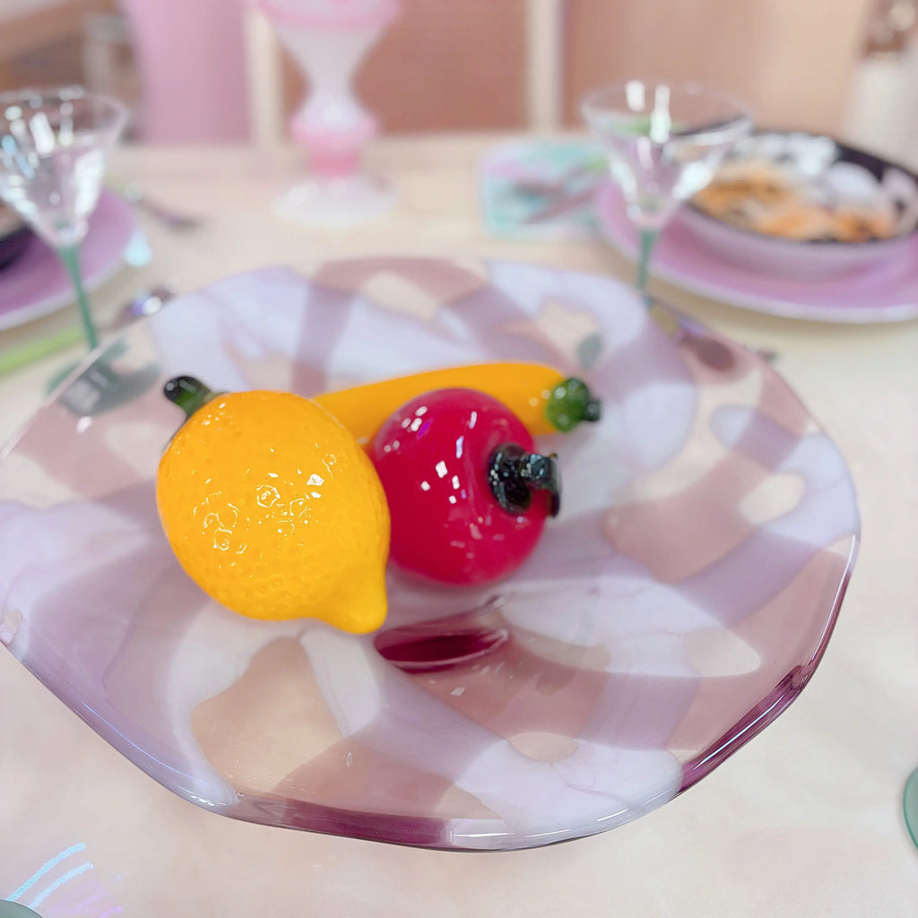 Coupe en verre de Murano rose et blanc soufflé à la bouche
