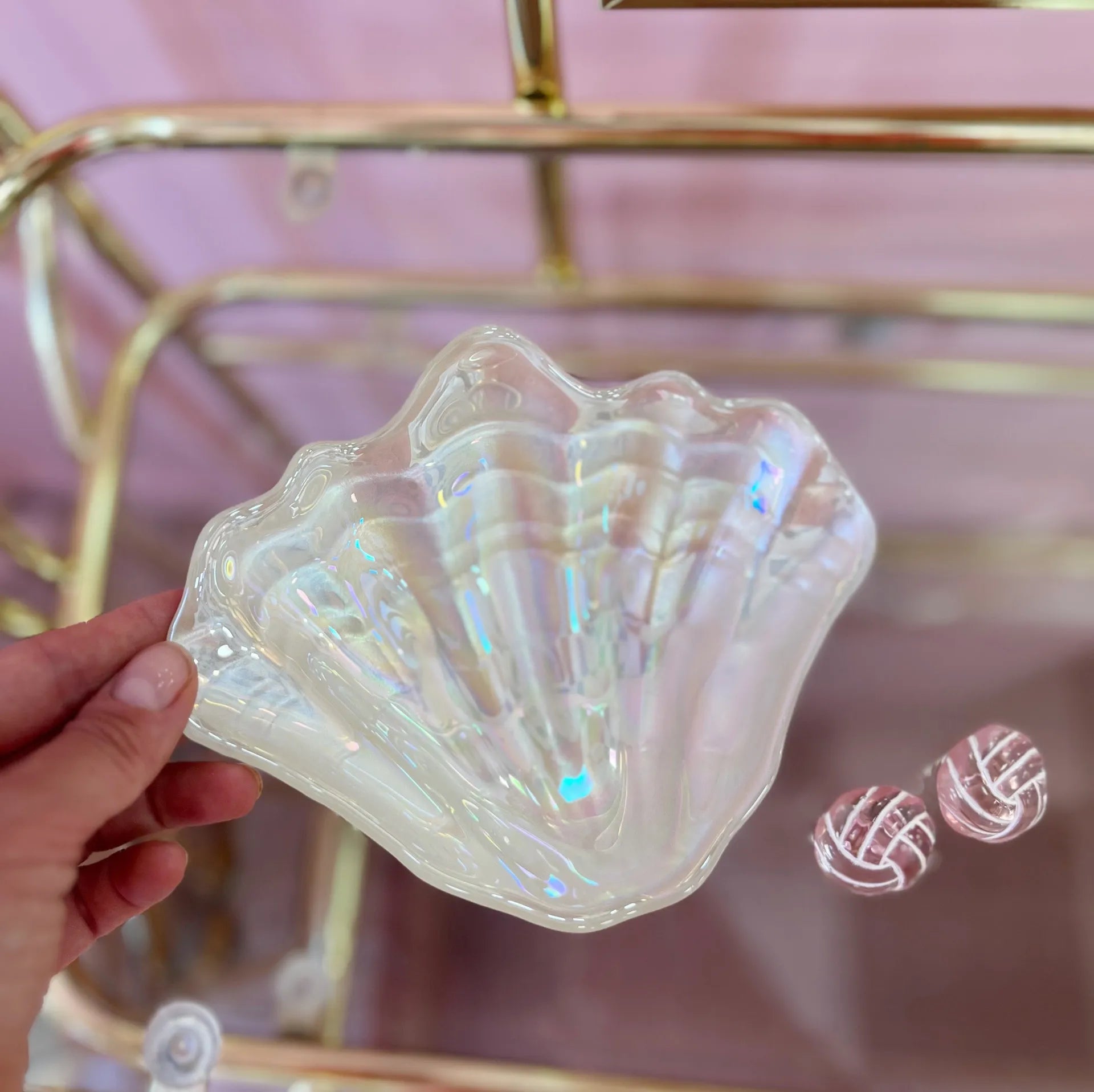 Coupelle coquillage iridescente et nacre 80s - Club Barbara