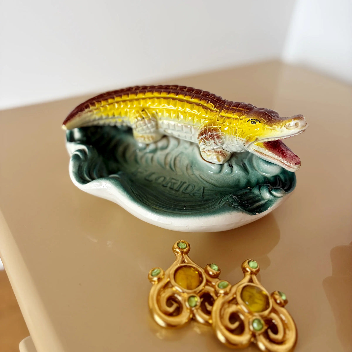 Vide-poche crocodile vintage en céramique, alligator Florida, souvenir de Floride