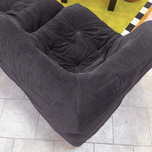 Charger l&#39;image dans la galerie, Togo vintage 70’s en velours côtelé noir, Module d’angle
