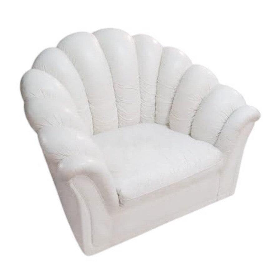 Ensemble canapé et fauteuil coquillage vintage en cuir blanc, années 70