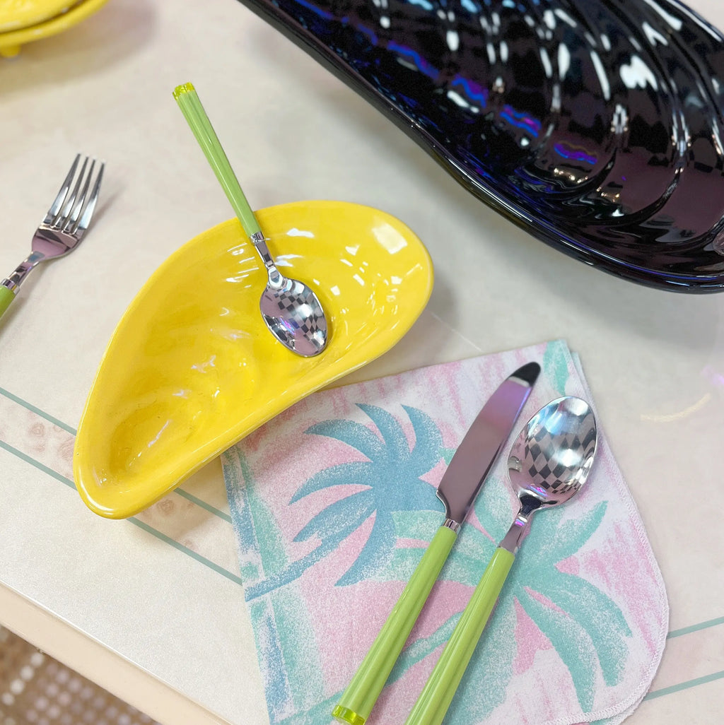 Plat moule noir en céramique émaillée italienne Spigarelli Ceramiche Club Barbara
