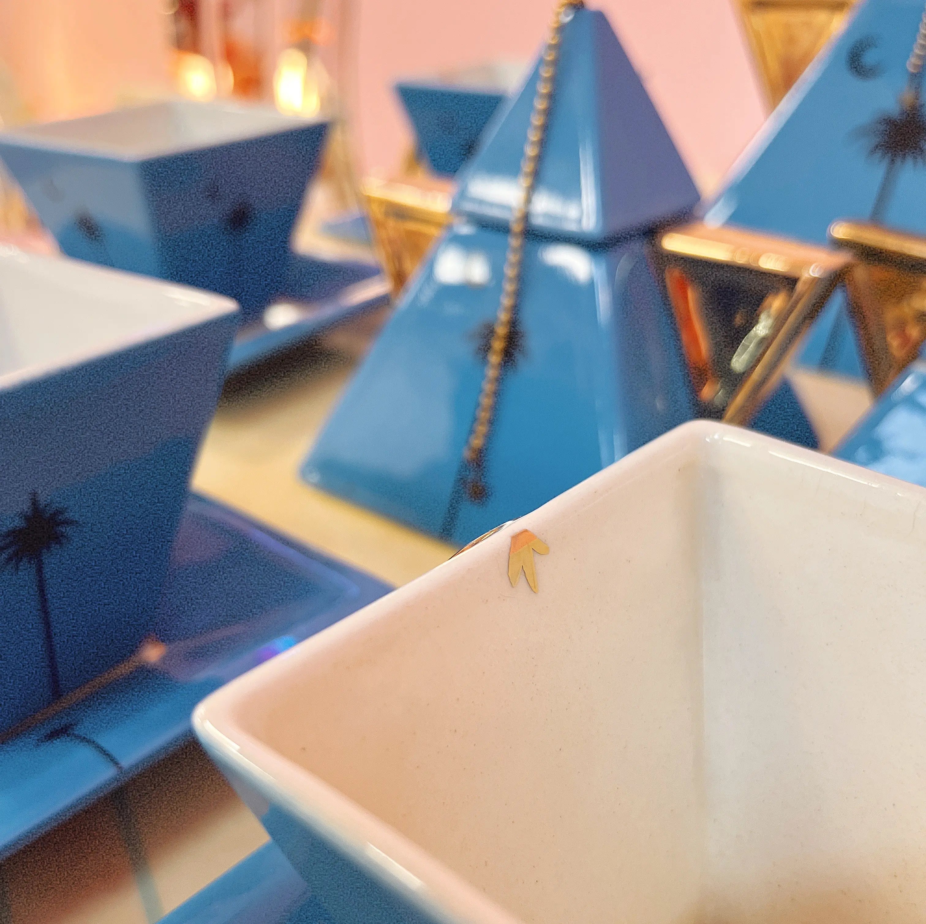 Ensemble service à thé italien bleu et doré années 80 Club Barbara