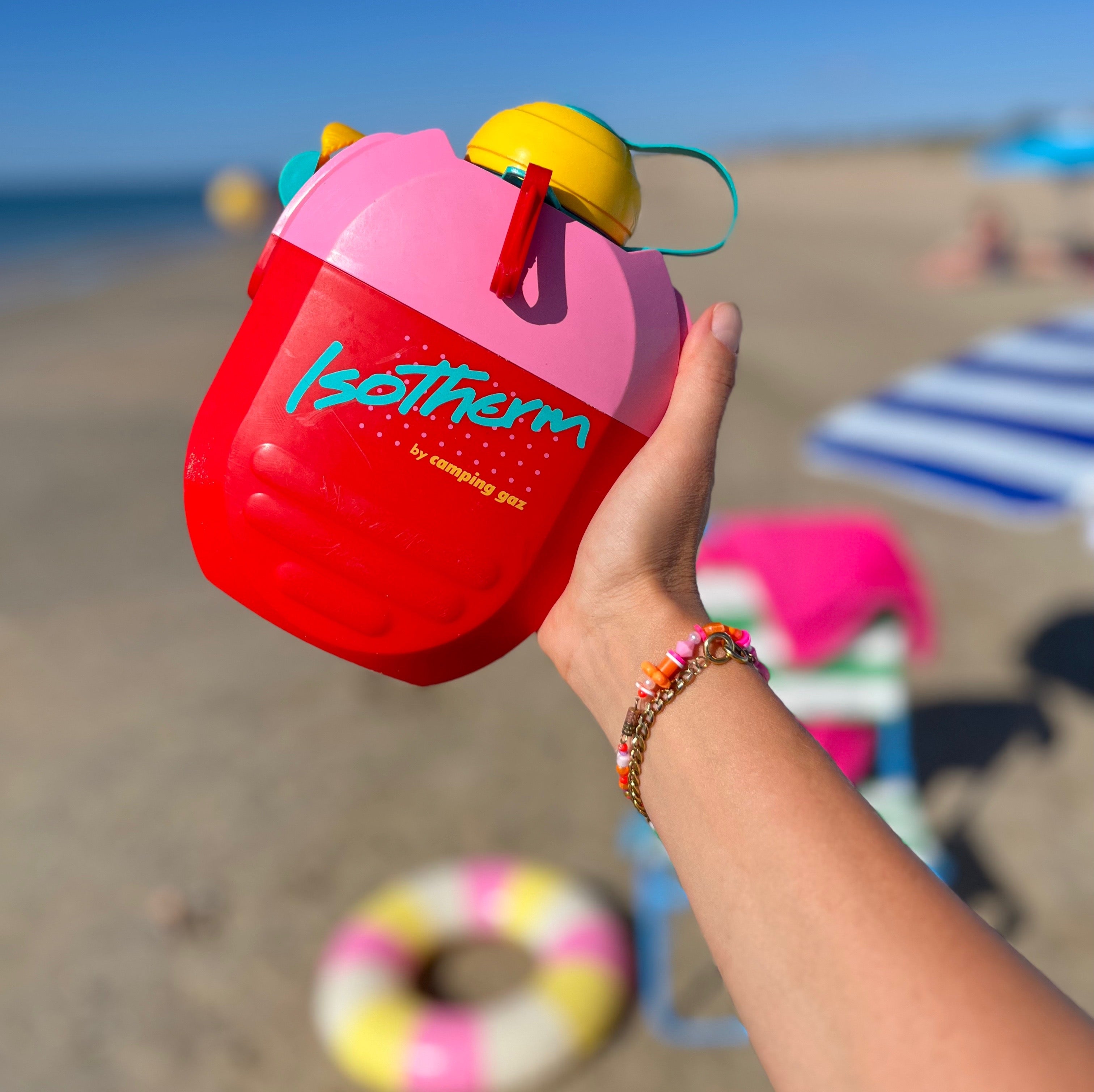 Gourde isotherme vintage 1990 disponible en plusieurs coloris