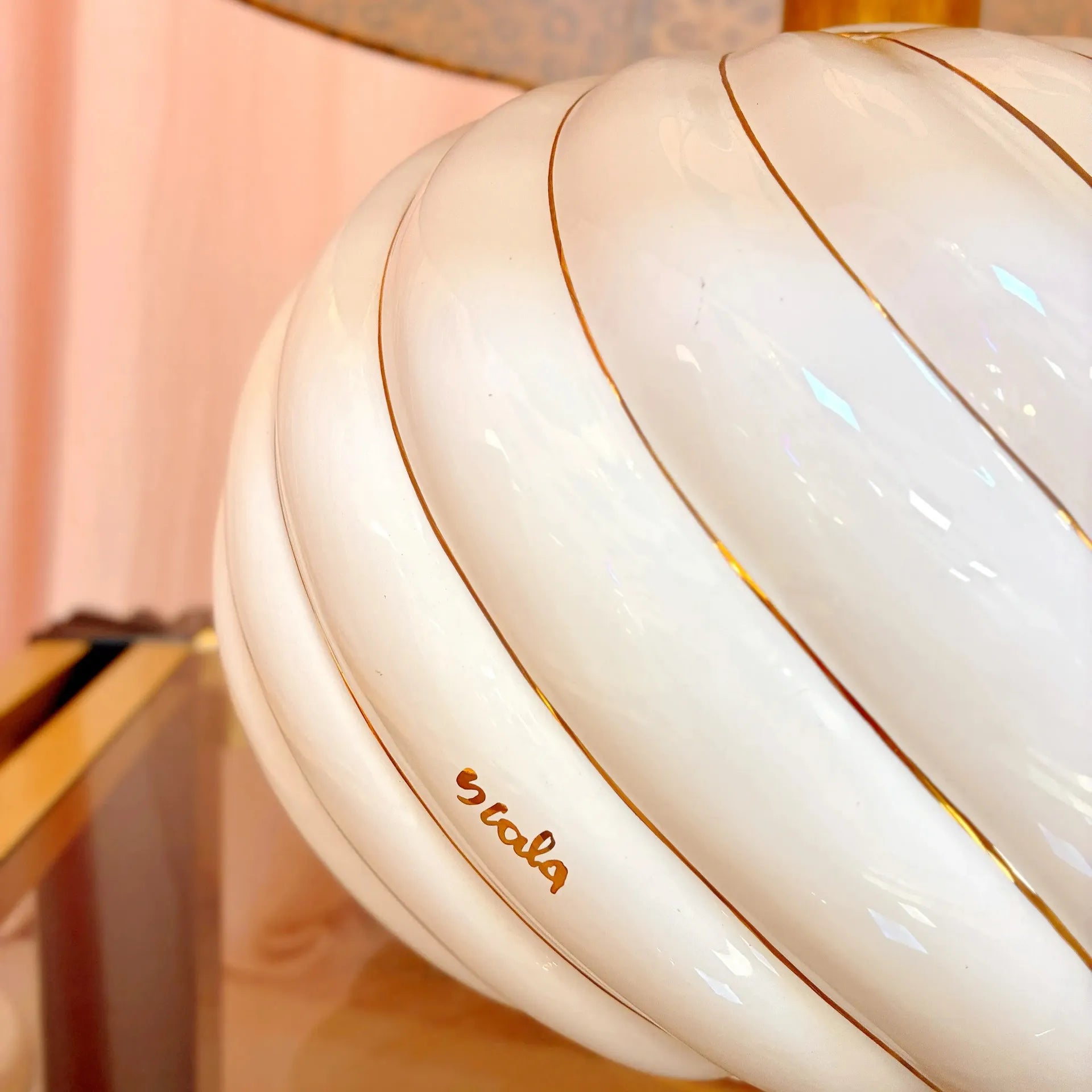 Grande lampe en céramique spirale italienne, abat-jour léopard vintage, manufacture Scarla, années 70 - Club Barbara