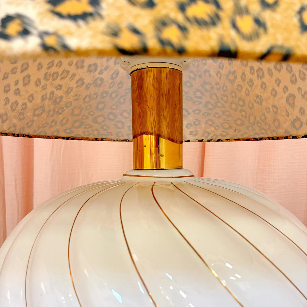 Grande lampe en céramique spirale italienne, abat-jour léopard vintage, manufacture Scarla, années 70 - Club Barbara