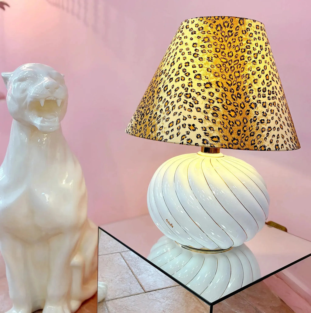 Grande lampe en céramique spirale italienne, abat-jour léopard vintage, manufacture Scarla, années 70 - Club Barbara