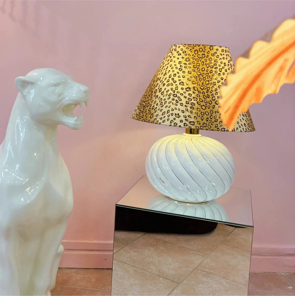 Grande lampe en céramique spirale italienne, abat-jour léopard vintage, manufacture Scarla, années 70 - Club Barbara
