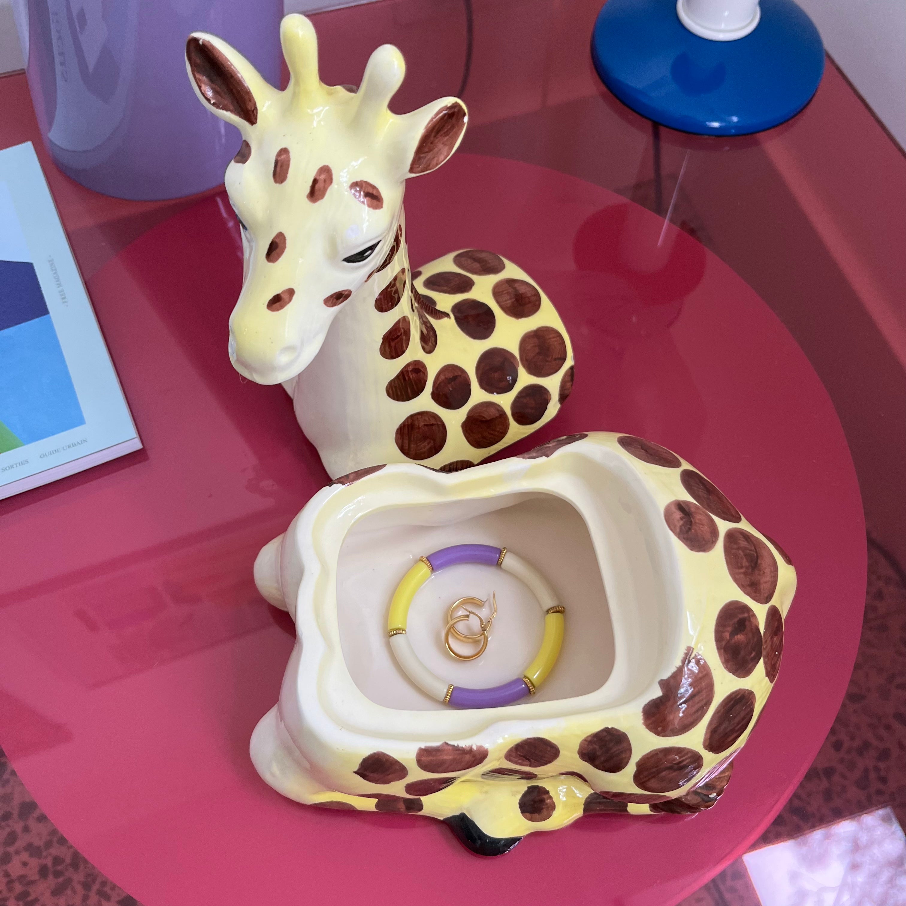 Giraffe ceramic box