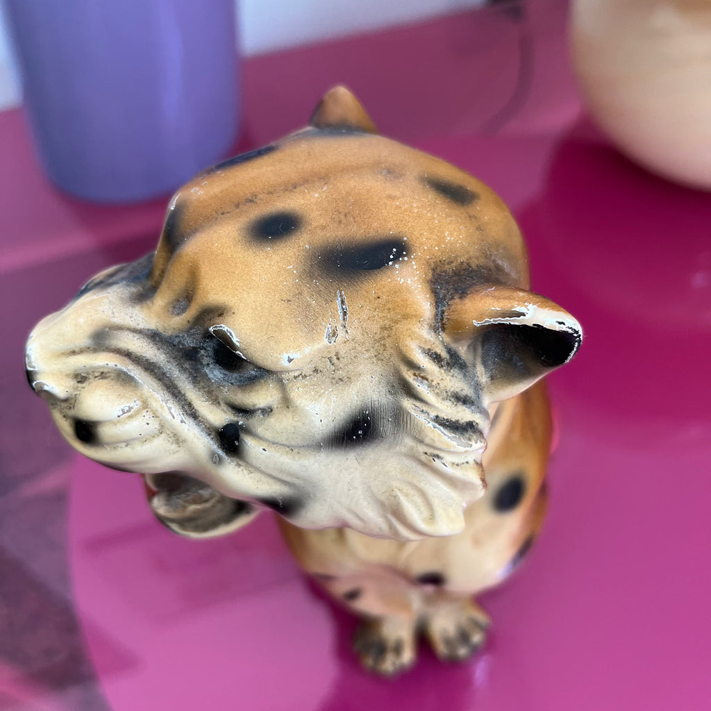 Félin en céramique