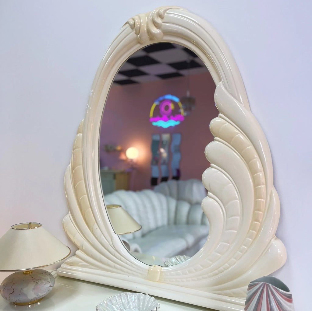 Ivory lacquered shell mirror, 1980s, Italy - Club Barbara