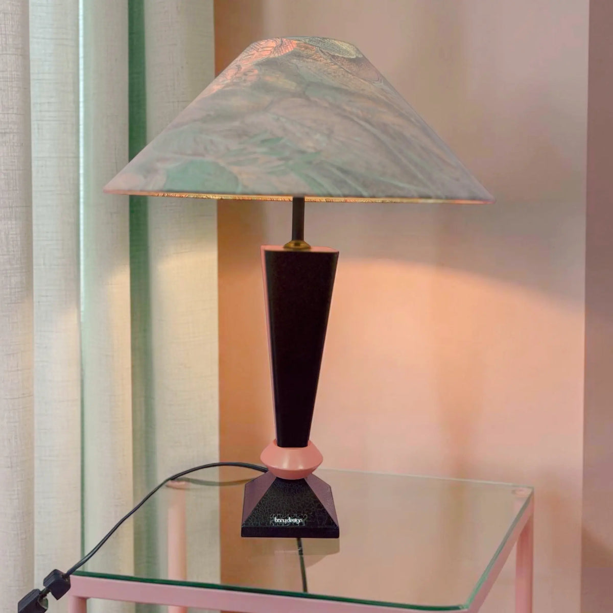 Lampe vintage style Memphis Design, années 80, abat-jour pastel, Bony Design