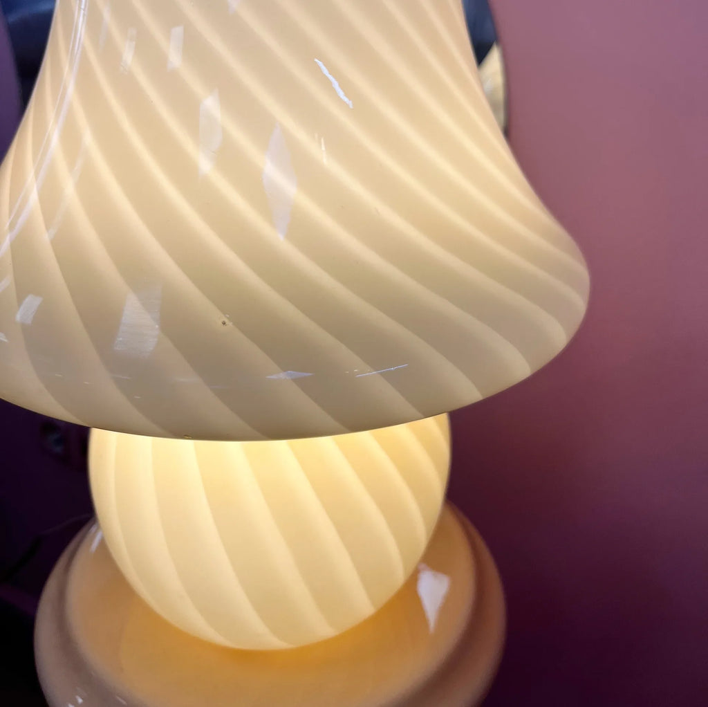 Lampe Champignon en Verre Torsadé Murano, 70’s - Club Barbara
