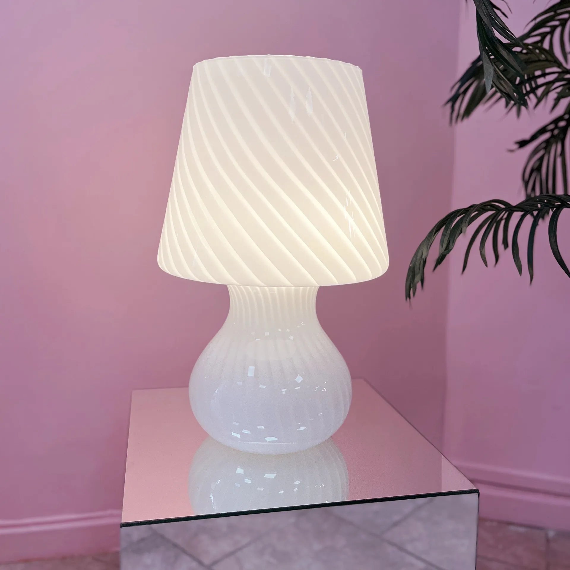 Lampe champignon Murano XL en verre soufflé lattimo torsadé - Club Barbara