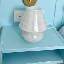 Load image into Gallery viewer, lampe champignon pastel
