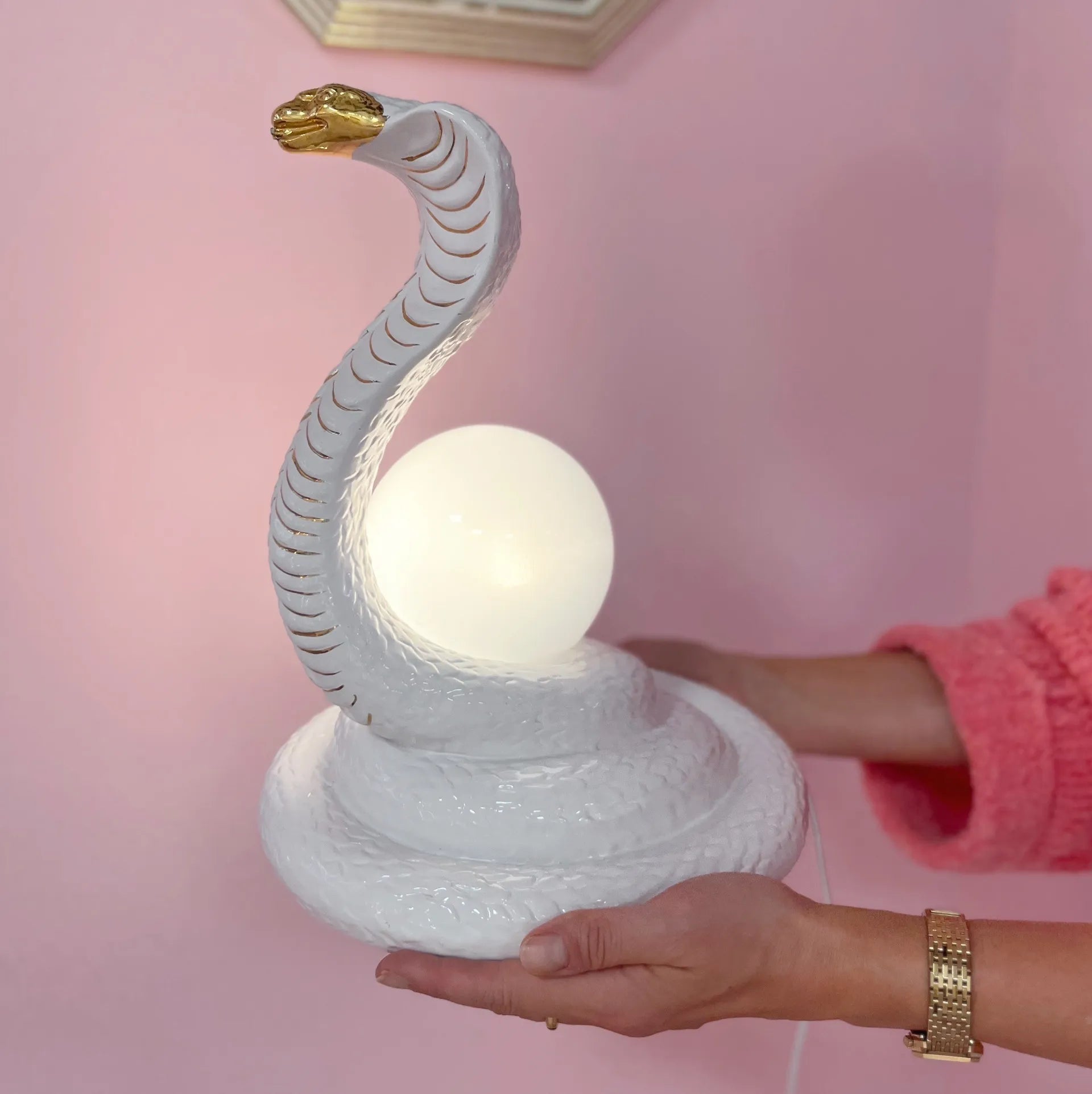 Lampe cobra en céramique et dorures, Italie, années 70 - Club Barbara