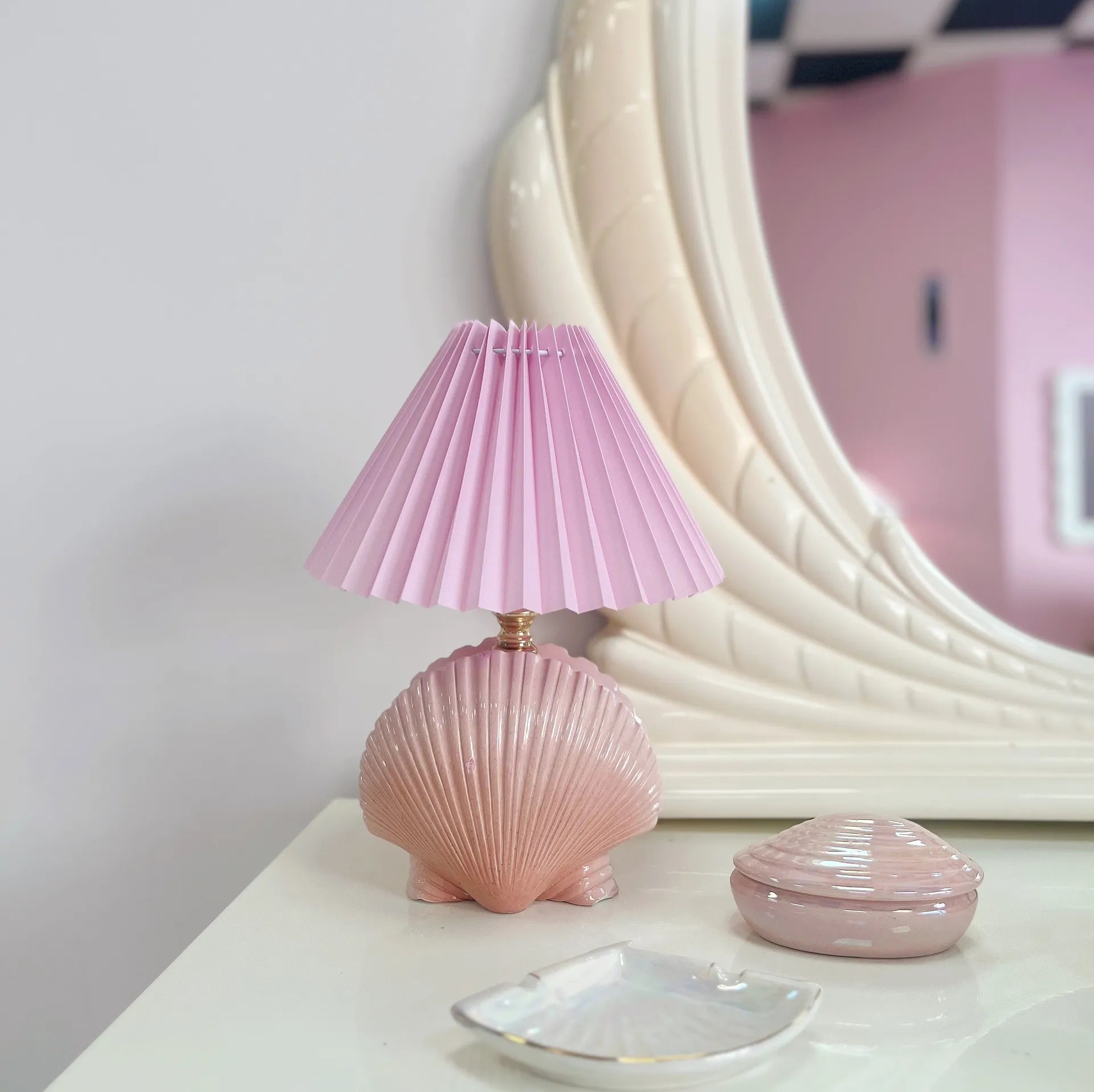 Lampe coquillage 80s rose saumon - Club Barbara