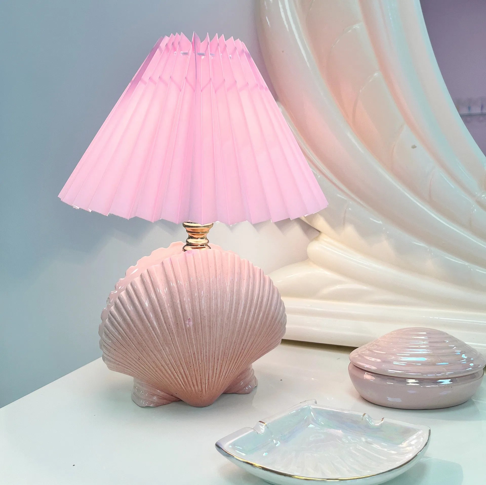 Lampe coquillage 80s rose saumon - Club Barbara