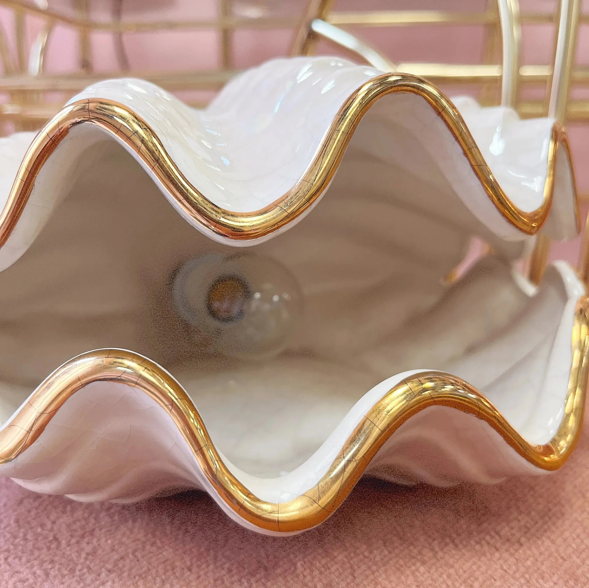 Lampe coquillage céramique iridescente dorée, Bondia, Espagne, années 70 - Club Barbara