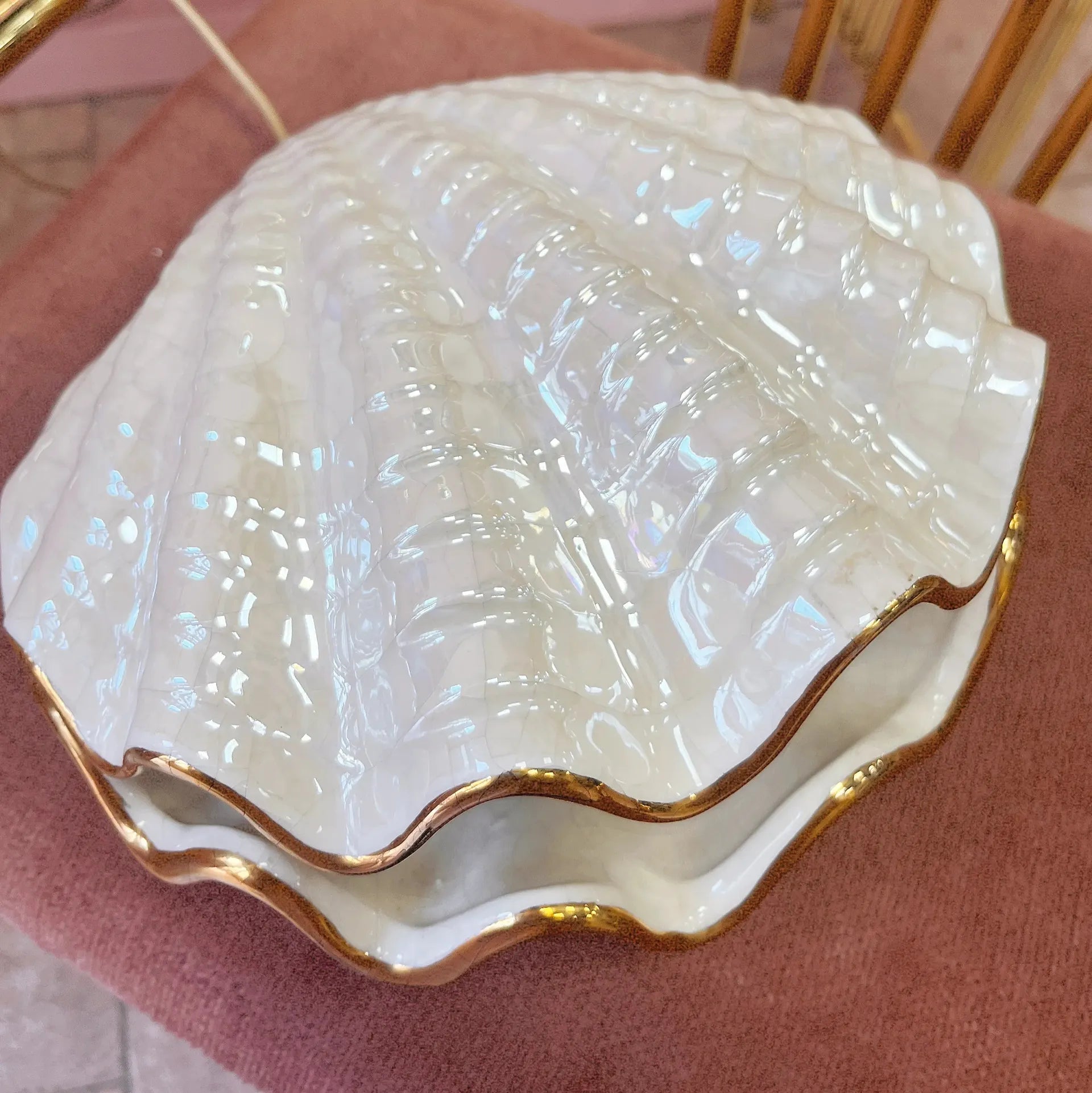 Lampe coquillage céramique iridescente dorée, Bondia, Espagne, années 70 - Club Barbara