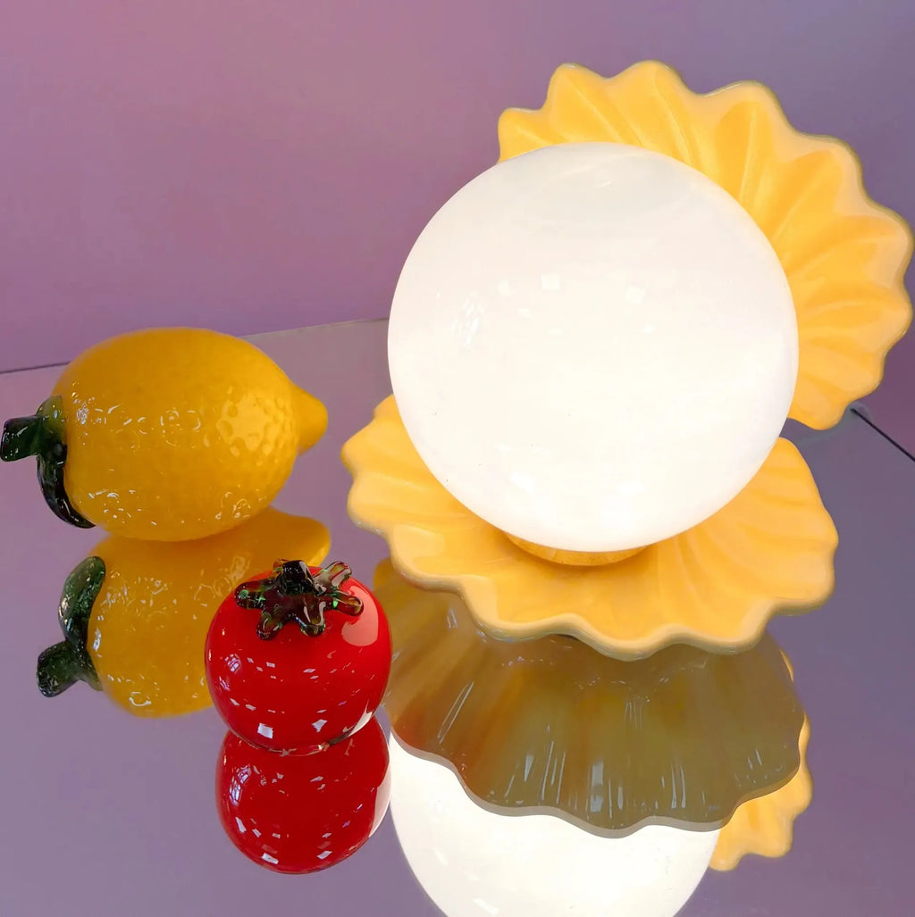 Lampe coquillage céramique jaune Rosagaso globe opaline vintage années 80 - Club Barbara