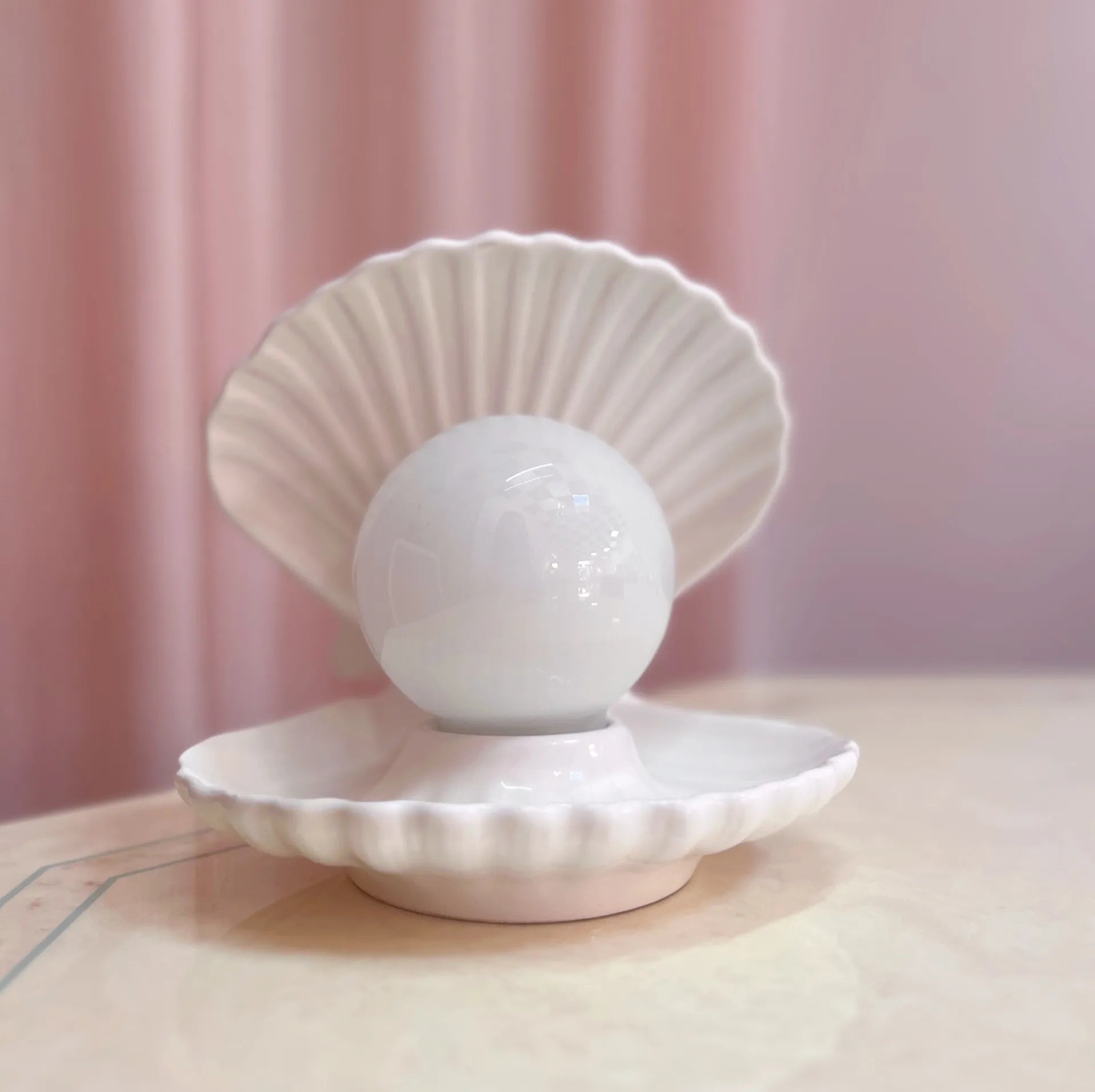 Lampe coquillage vintage, Europe, années 70 - Club Barbara