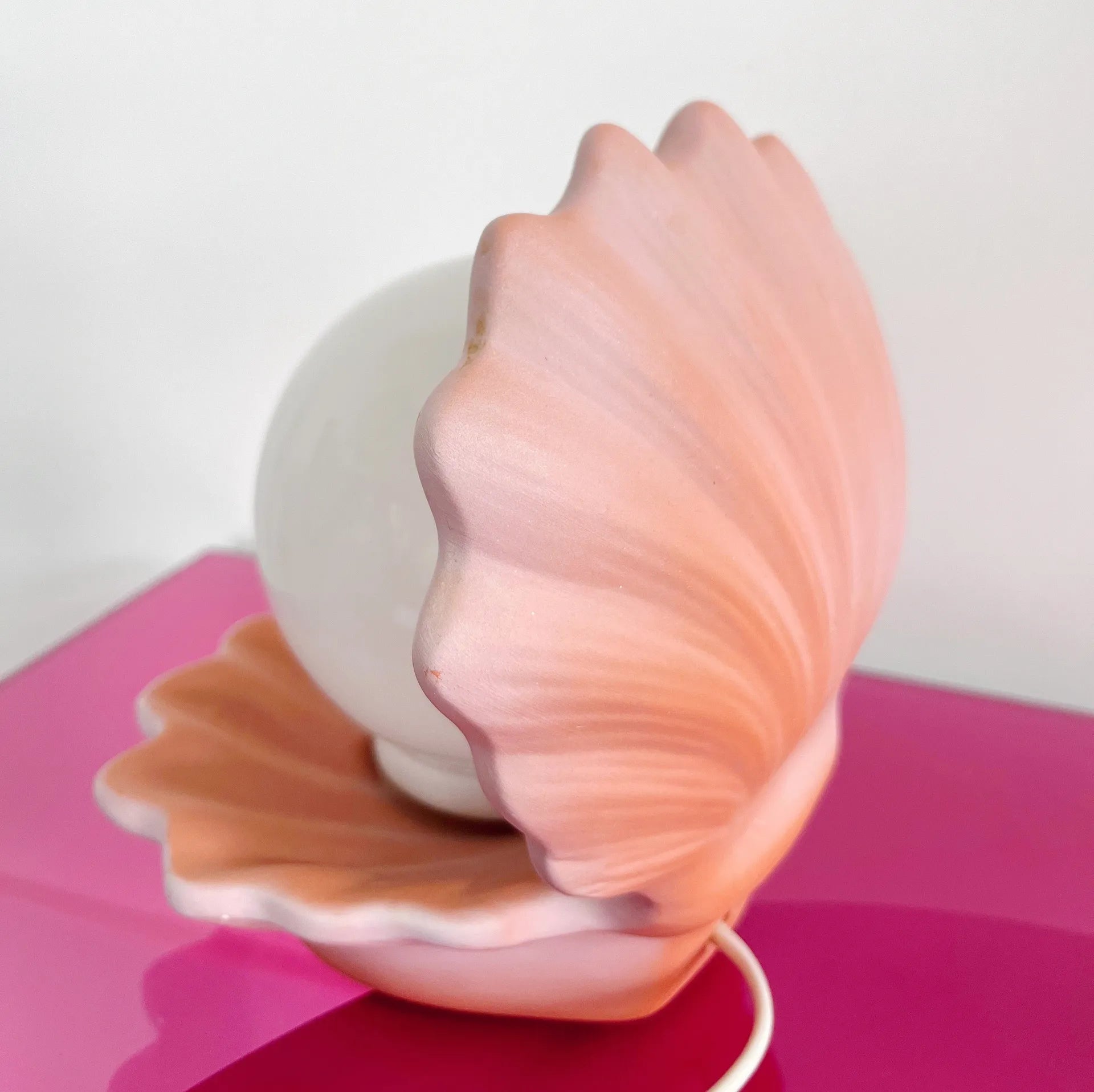 Lampe coquillage vintage gradient - Club Barbara