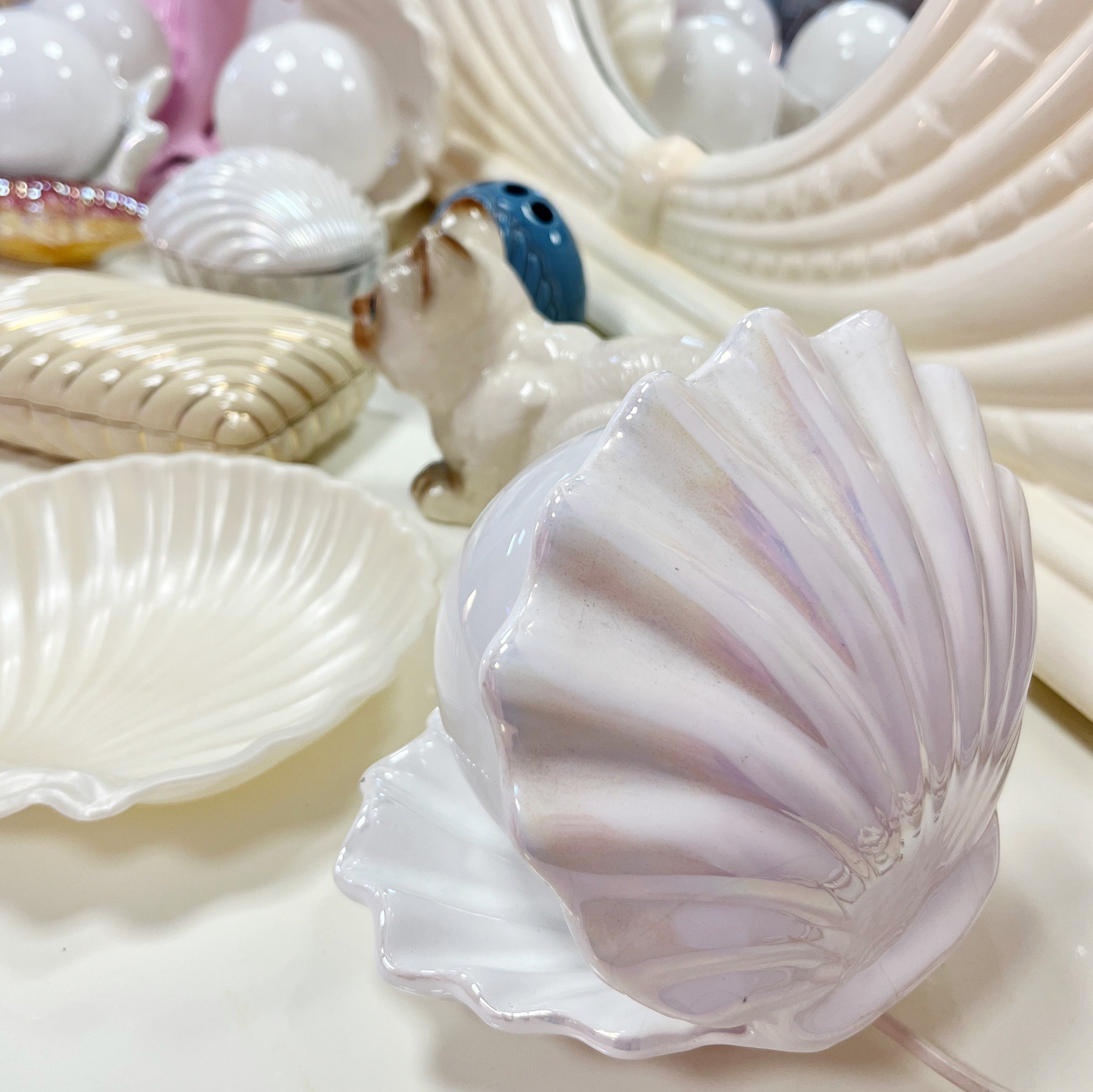 Rare lampe coquillage 80s iridescente