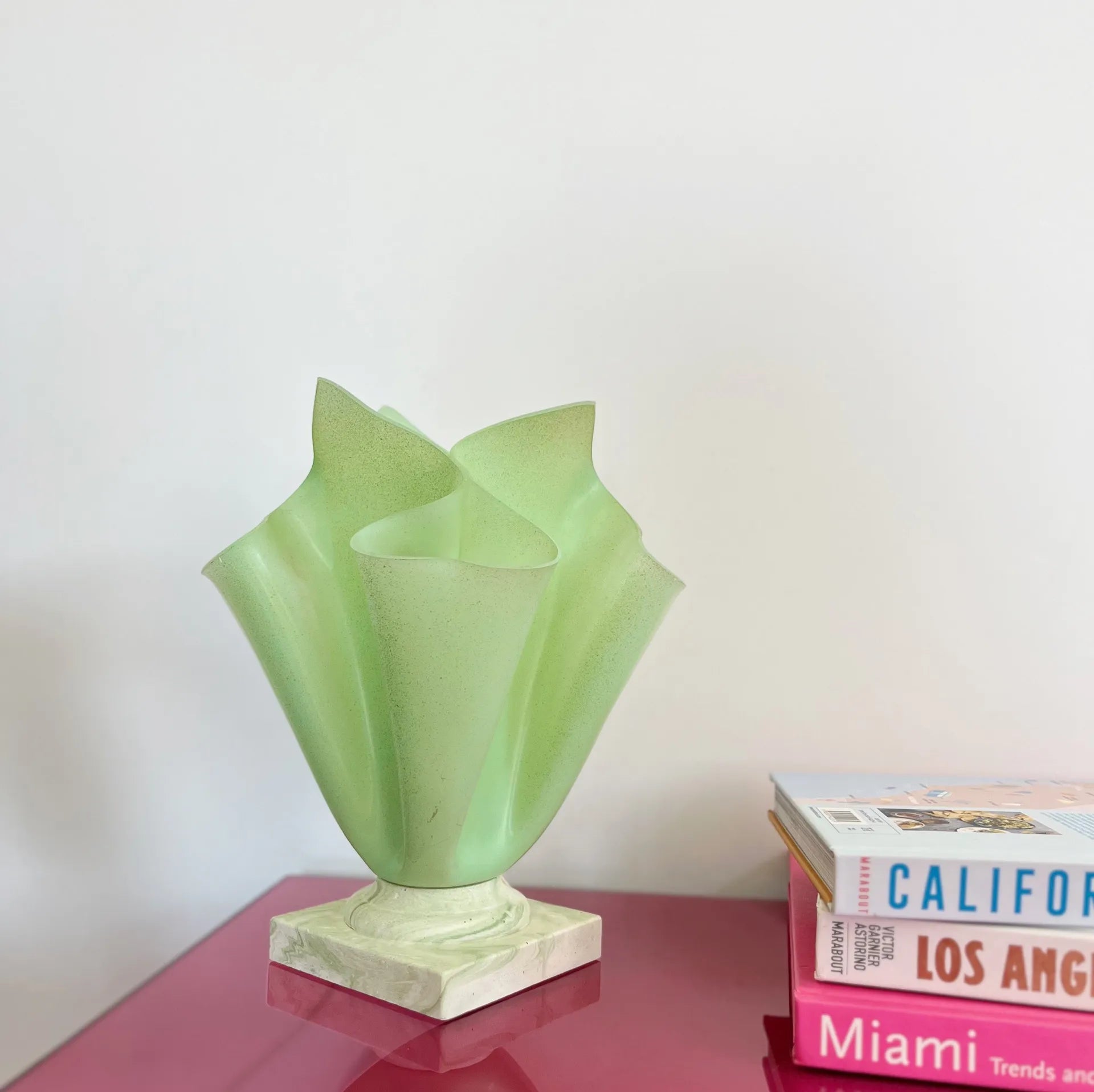 Lampe corolle vintage pastel années 70 - Club Barbara