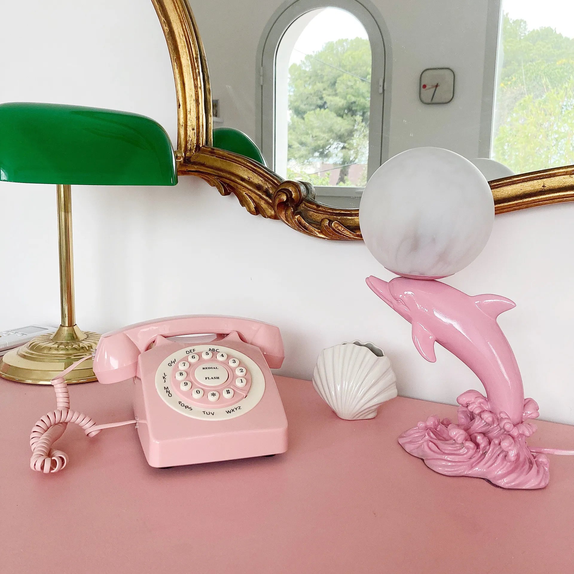Lampe dauphin rose - Club Barbara