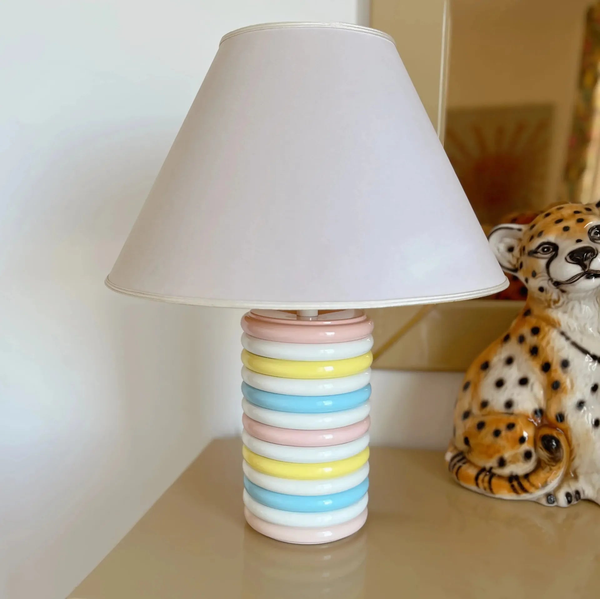 Lampe de table pastel vintage, Antonangeli Milano Italie, années 70, grand modèle - Club Barbara