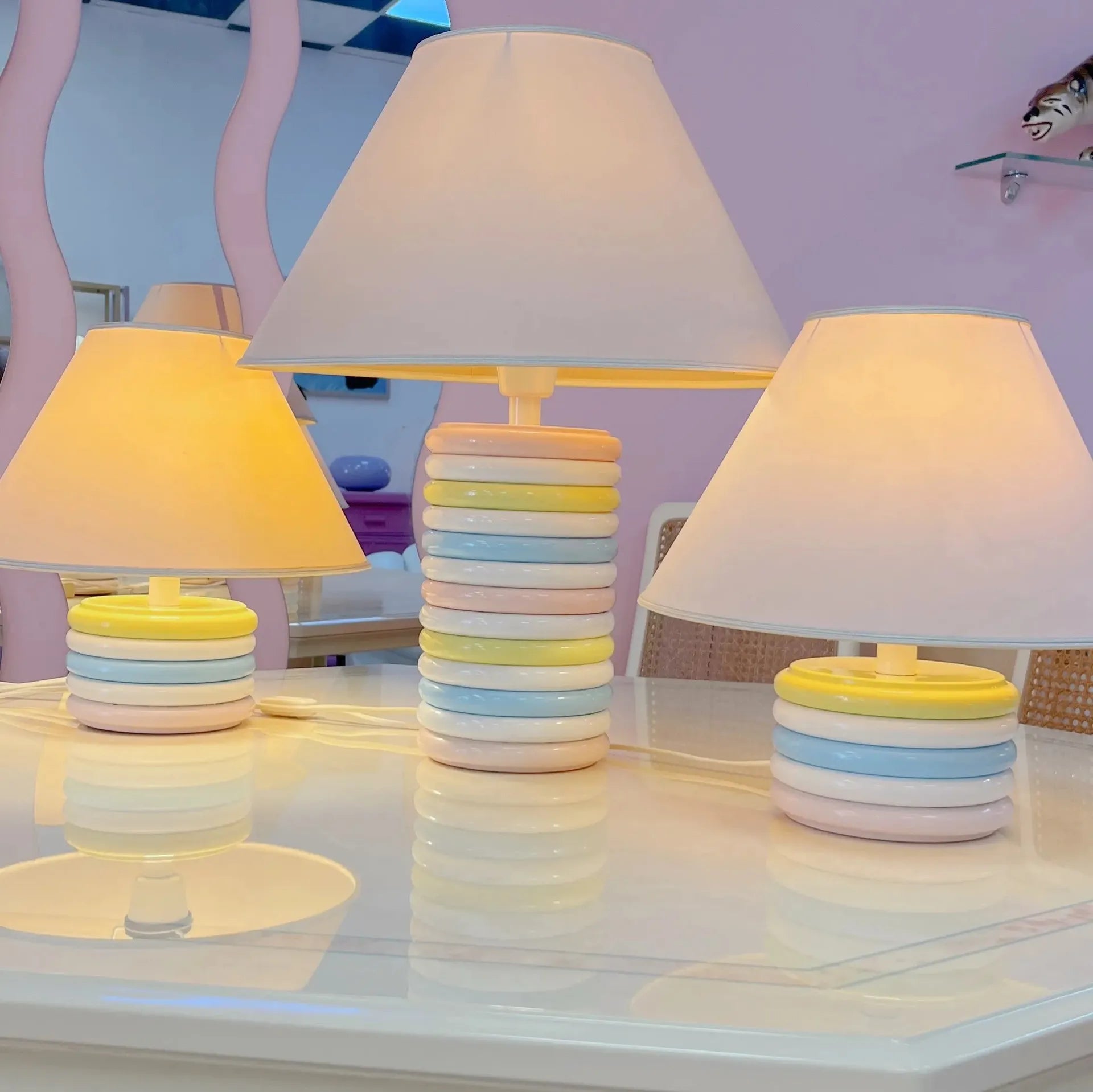 Lampe de table pastel vintage, Antonangeli Milano Italie, années 70, petit modèle - Club Barbara