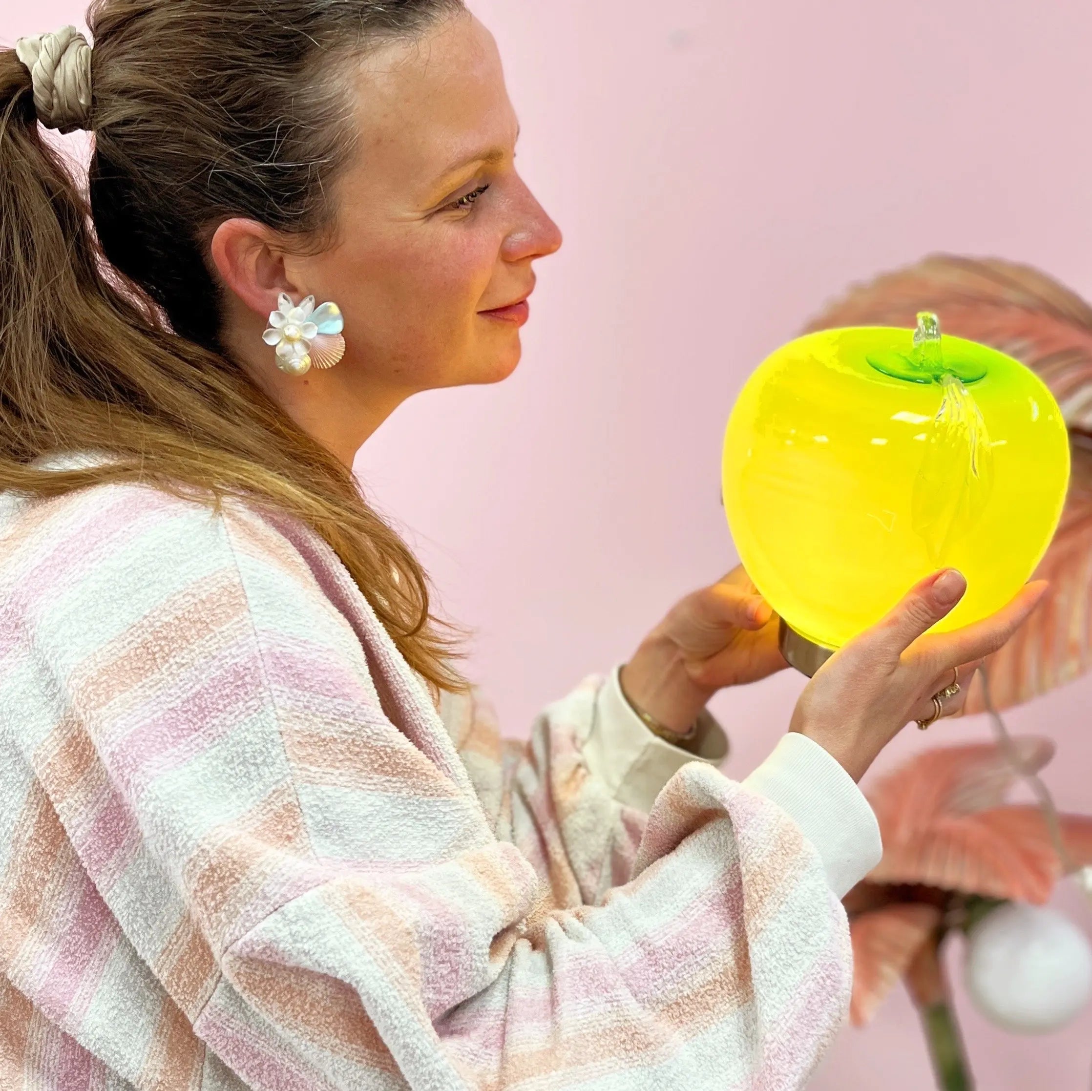 Lampe en verre vert vintage design Club Barbara
