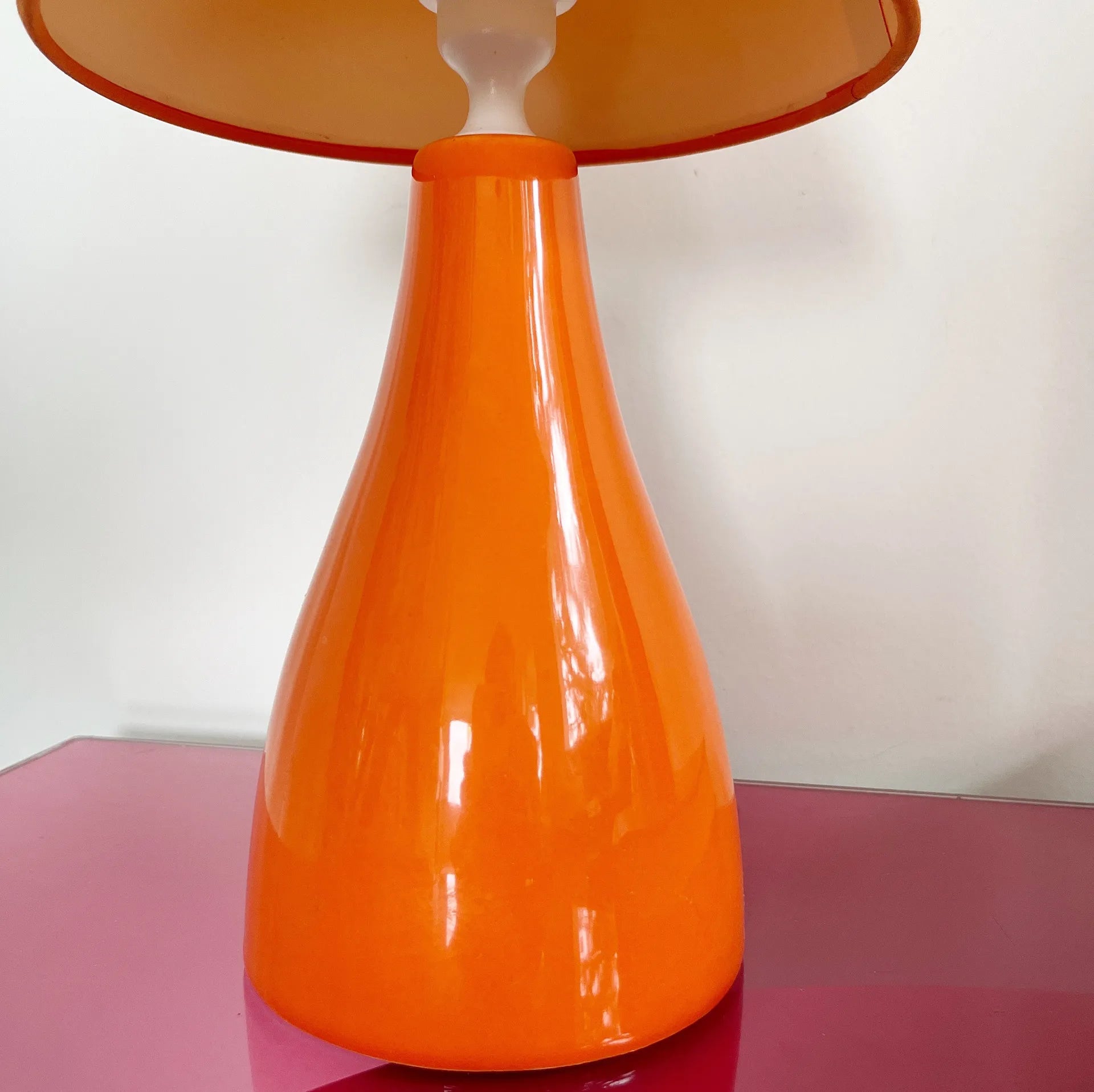 Lampe design orange en céramique, Style Pop, Années 70 - Club Barbara