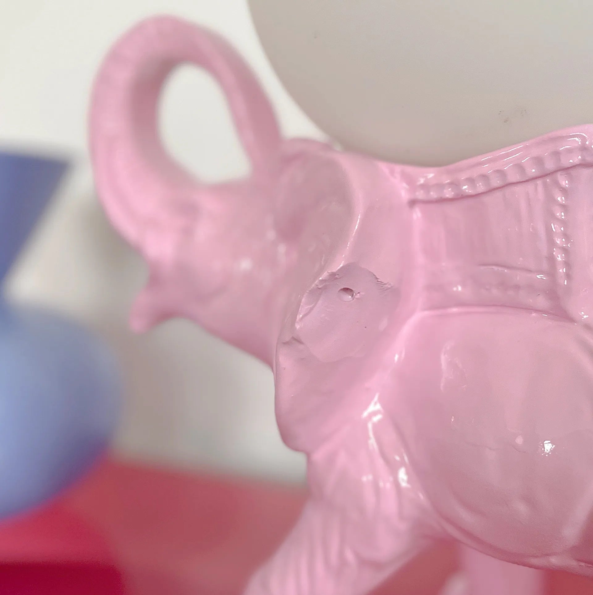 Lampe éléphant rose - Club Barbara