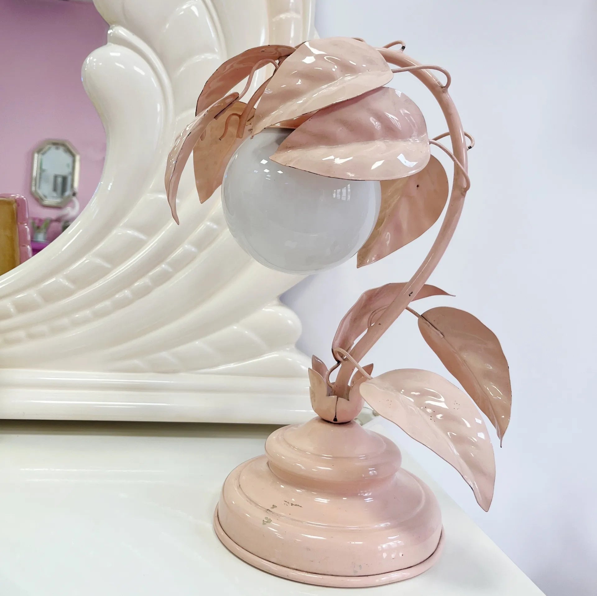 Lampe feuilles metal rosé vintage - Club Barbara