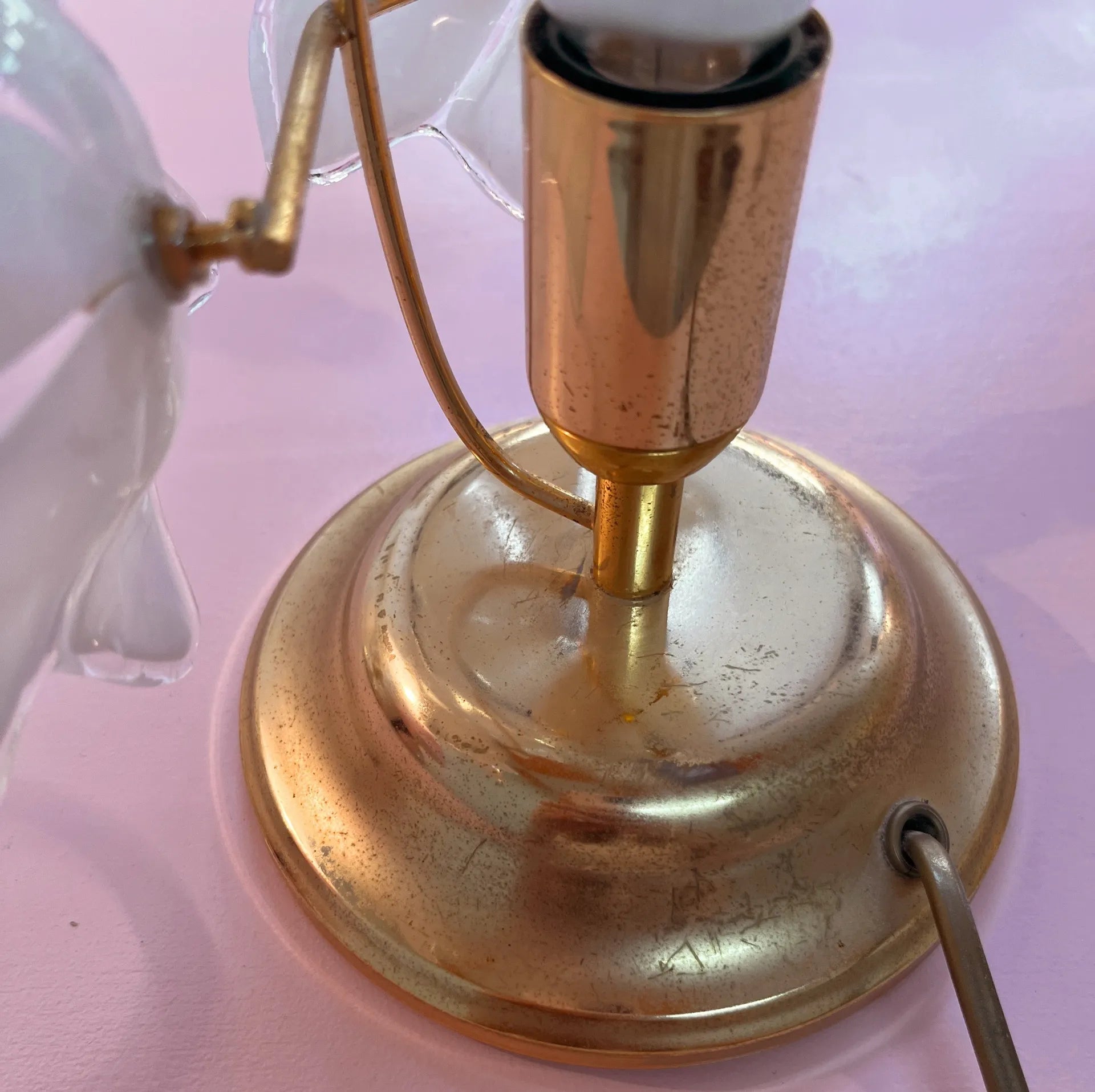 Lampe Fiore Opalino Murano, Italie, années 70 - Club Barbara